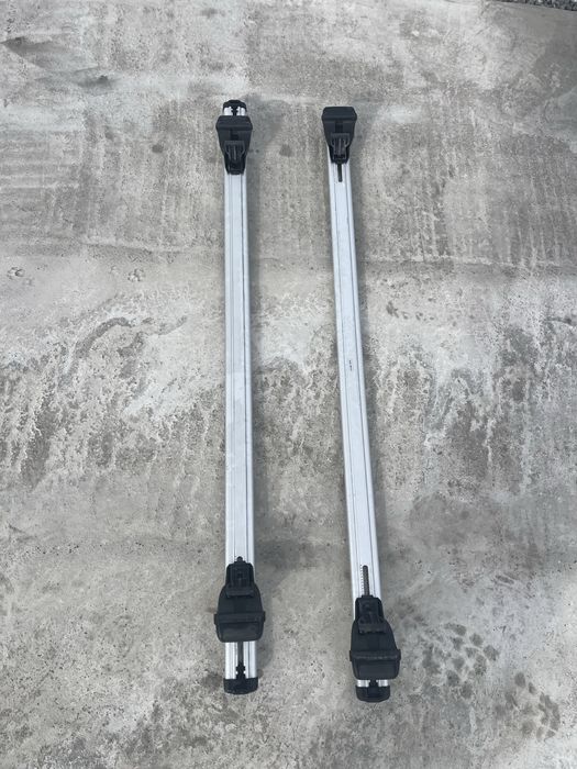 Напречни греди за багажник Таван Thule Audi