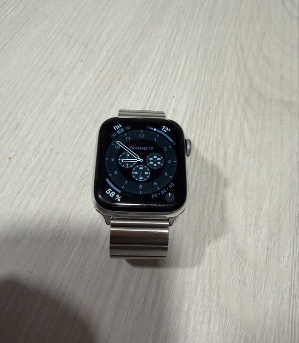 Apple watch 5. 44 mm