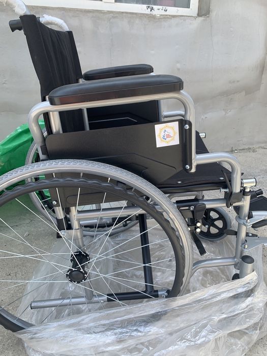 Коляска инвалидная