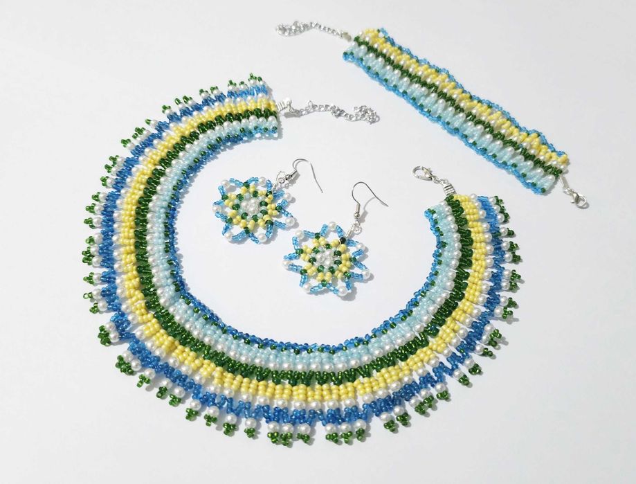 Reducere Set traditional lat albastru verde margele nisip baza gatului