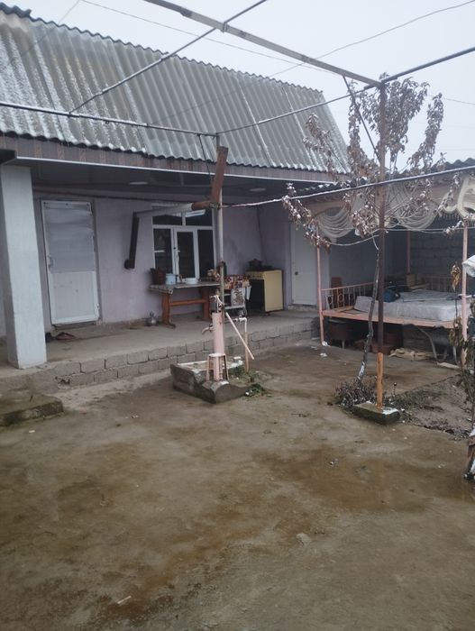 Уй сотилади еки келишсак алмашаман