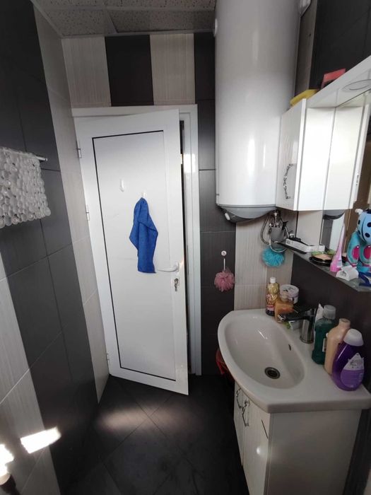 Продава се Тристаен апартамент в Враца, Металург - 100 кв.м за 969 €/кв.м - Снимка #4