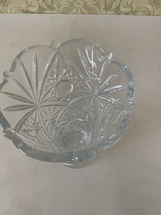 Ваза хрустальная 25 см