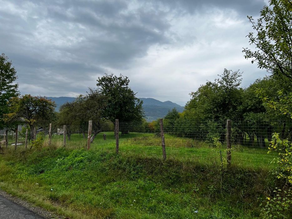 Vand teren intravilan in Hoteni (Breb) Maramures