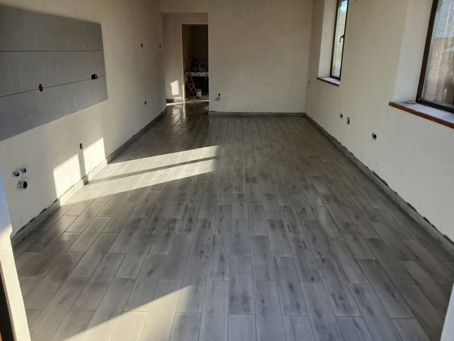 Executam lucrări în construcții