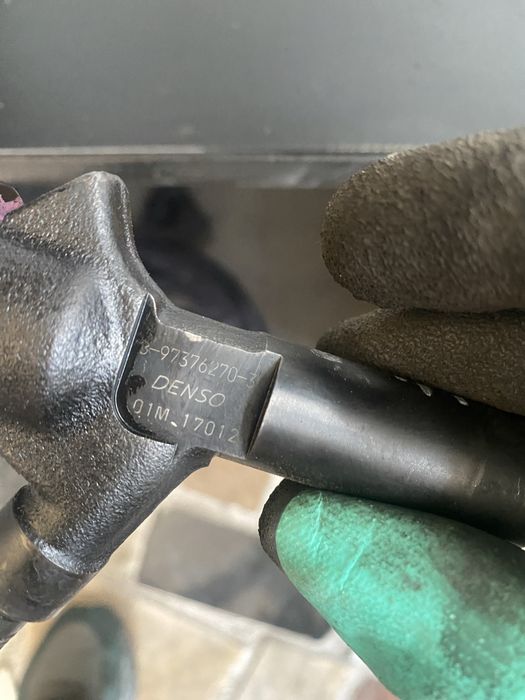 Injector / injectoare Opel Astra J Zafira B 1.7 cdti Denso