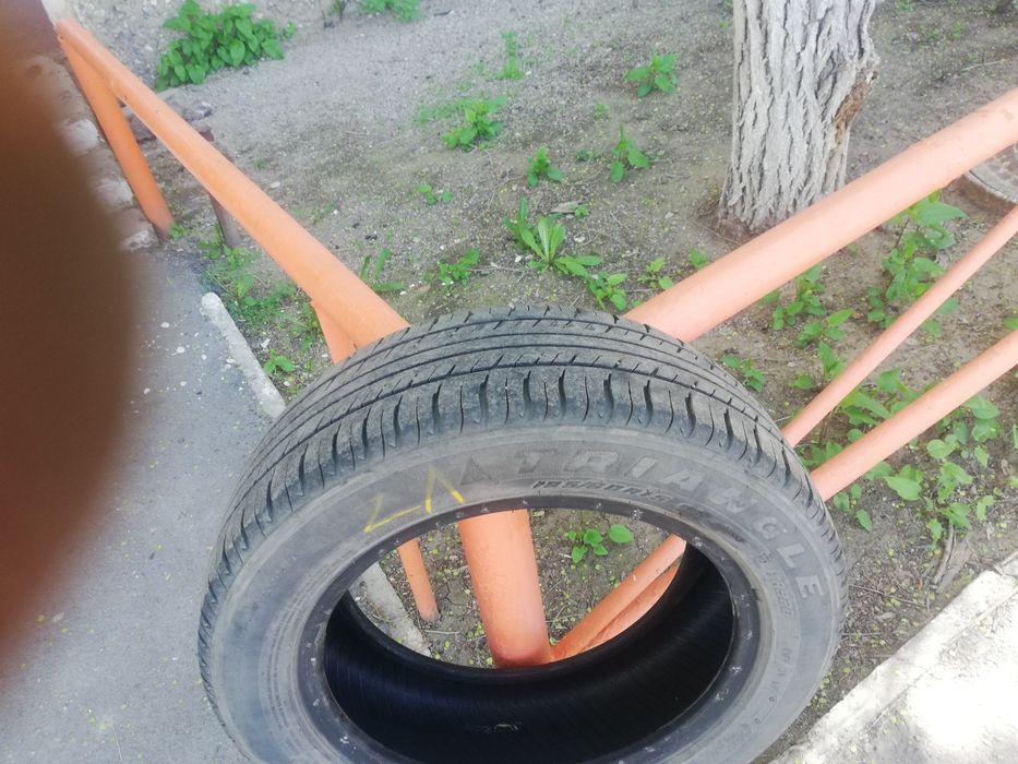 Продам комплект шин