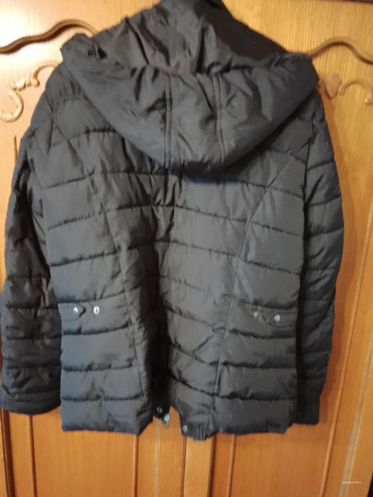 Geaca neagra pentru fete
