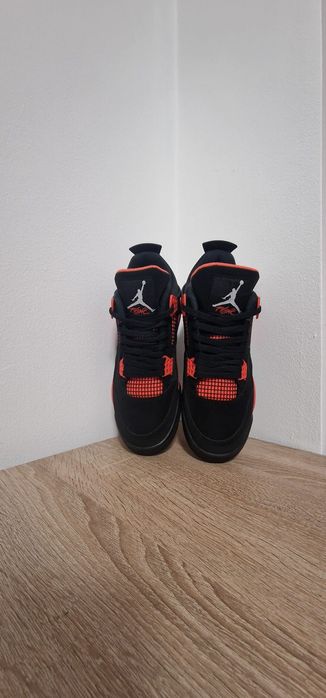Jordan Retro 4 Red Tunder