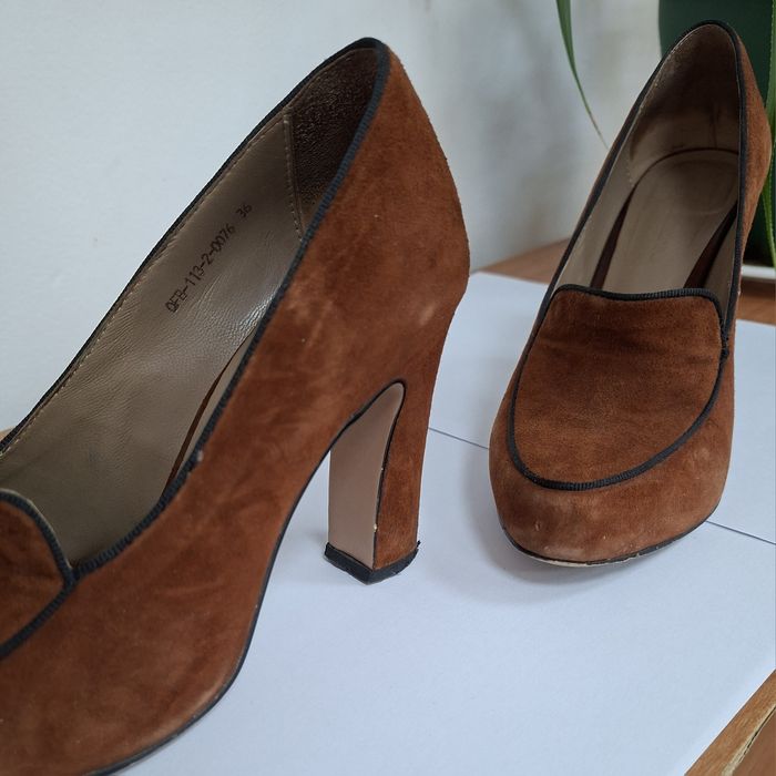 Итальянские туфли замшевые на 36 р