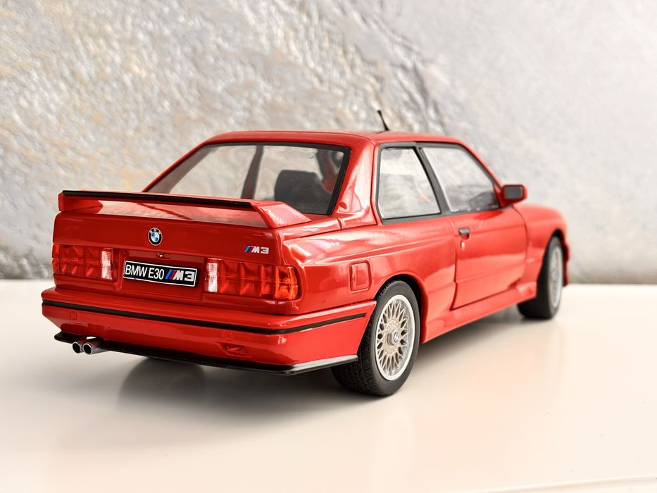 Vand macheta BMW M3 e30 1:18 Solido