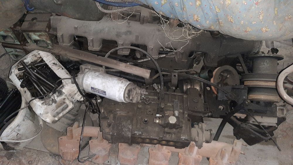 Мотор HOWO 615 продаю