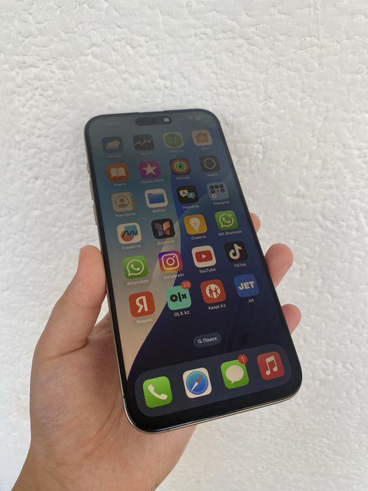 iPhone 15Pro Max 256гб в идеале