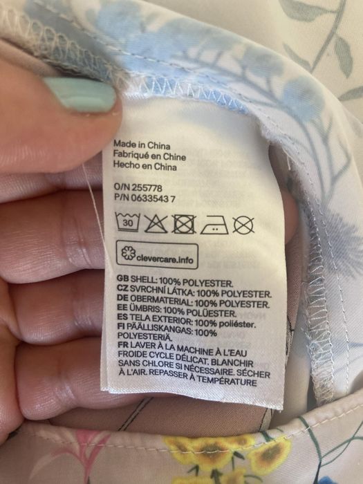 Anna Glover x H&M рокля, размер М (по етикет); L/XL