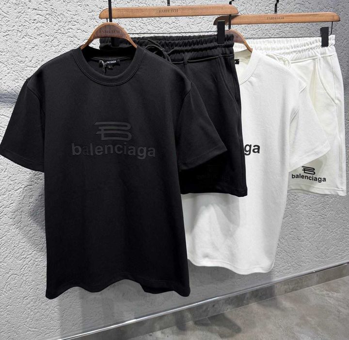 Мъжки къси екипи Balenciaga