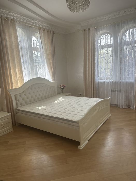 Продам спальни ,4 комплекта