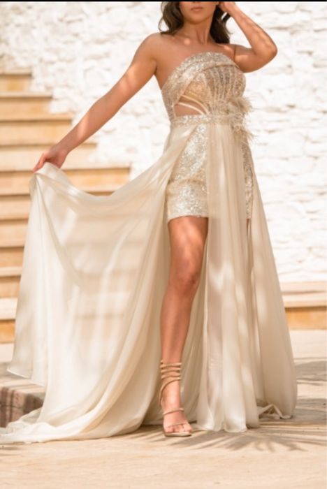 Официална рокля