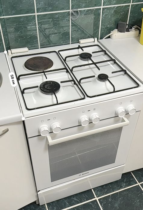 Продаю газ плиту Bosch