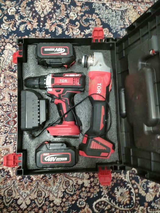 Набор аккумуляторных электроинструментов