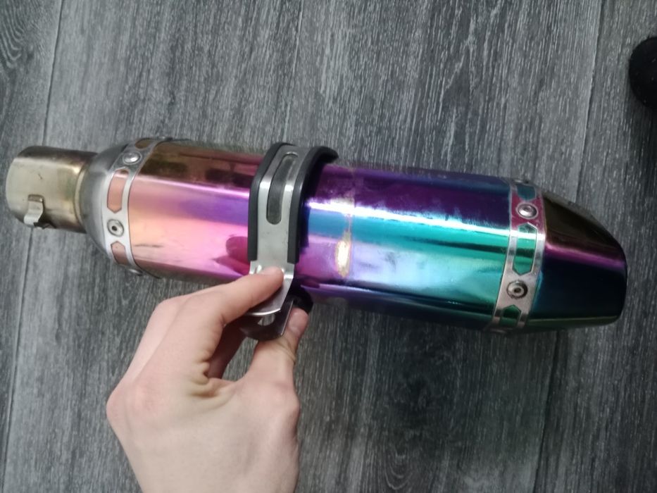 продам сток Akrapovish без колено