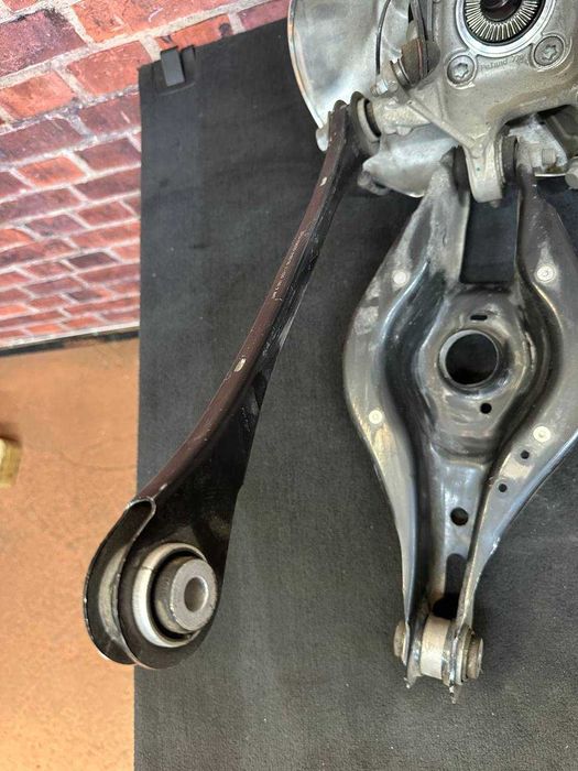 Fuzeta stângă spate BMW g20