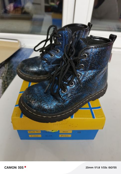 Отдам ботинки для девочек