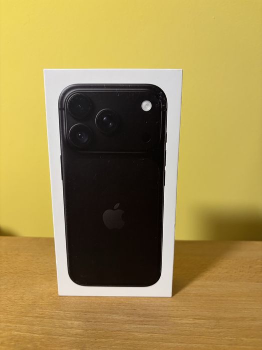Apple iPhone 18 Pro Black 256GB , model cu sim fizic , tara de provenienta Romania