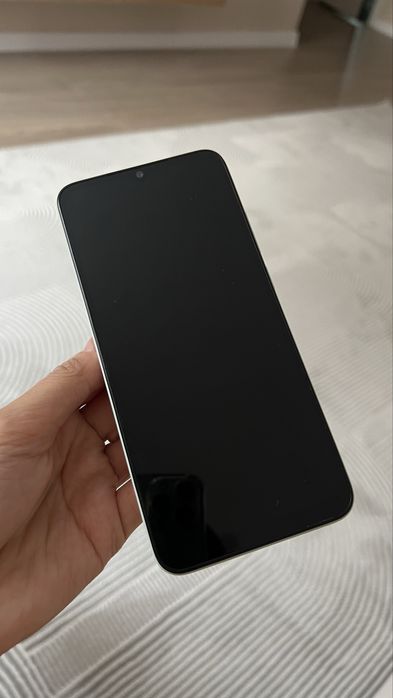 Продается новый телефон