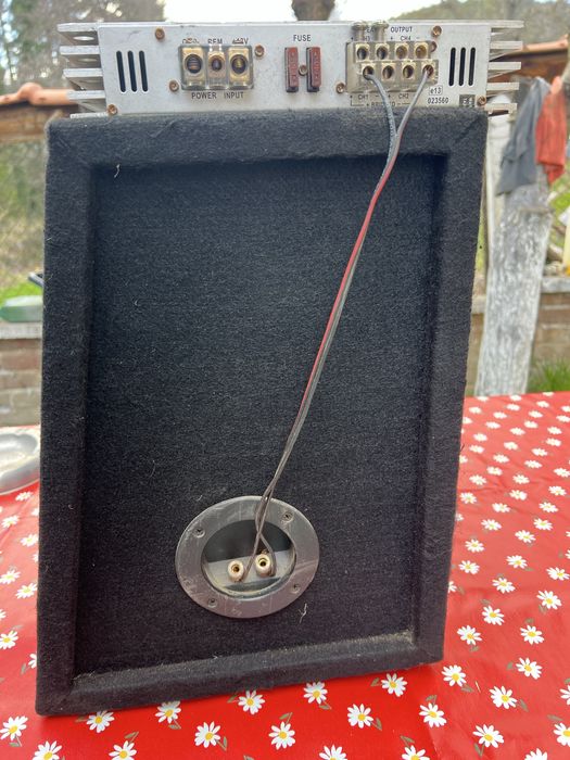 Pioneer бас каса и усилвател