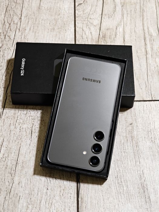 Samsung S24 256 gb Ram 8 5G EAC