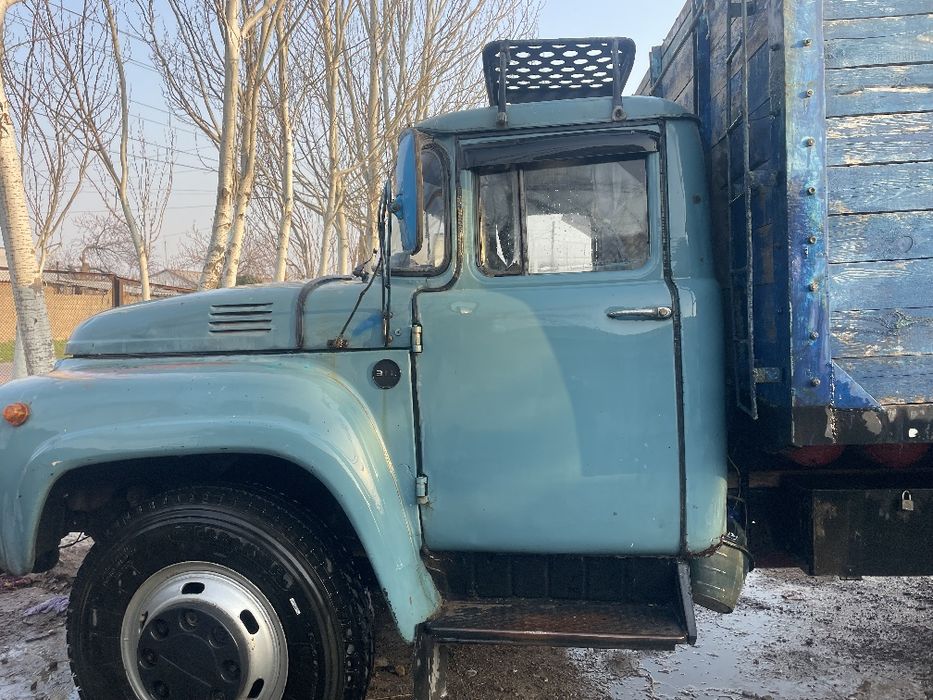 ЗИЛ 138 сотилади