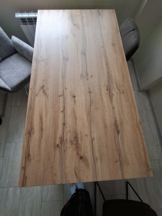 Маса трапезна за хранене