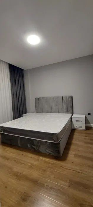 Сдается 3-комн квартира с Дизайнерским ремонтом на Саракульке