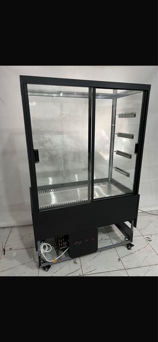 Витринный холодильник