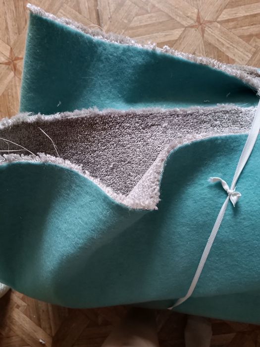 Новый ковролин светло серый цвет .ворс-1см