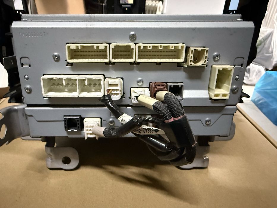 Мультимедия Toyota 4runner 285 кузов