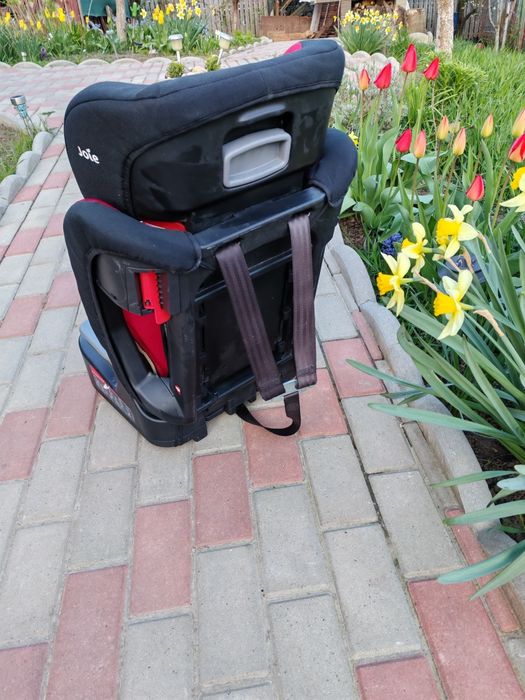 Vând scaun auto Joie universal 9-36 kg