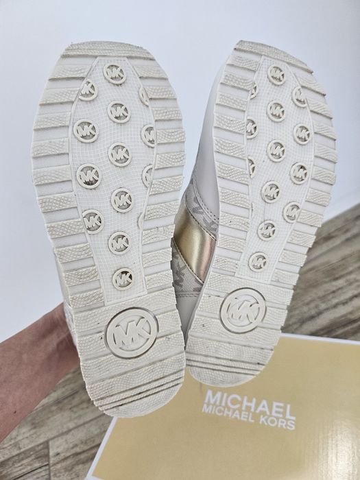 Маратонки Michael Kors размер 36