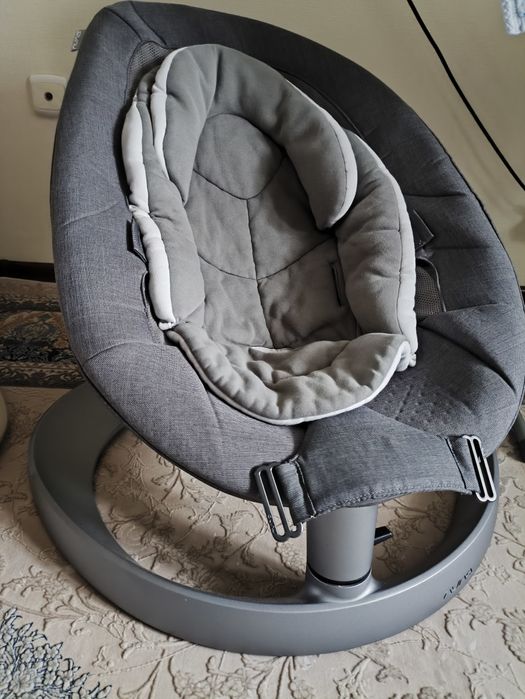 Шезлонг Nuna Leaf серый