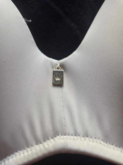 Сутиени три броя