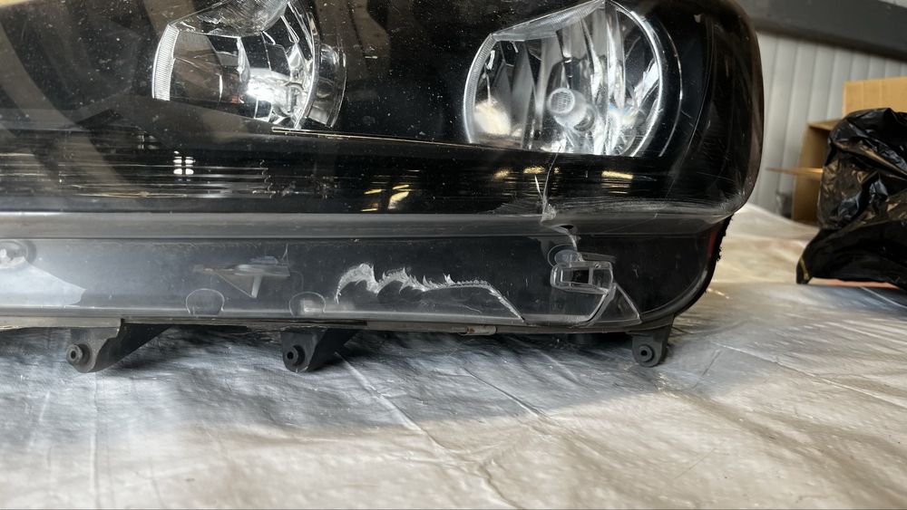 Seat Alhambra ляв фар