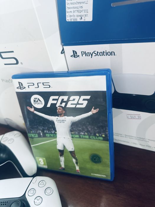 Продавам Плейстейшън 5!