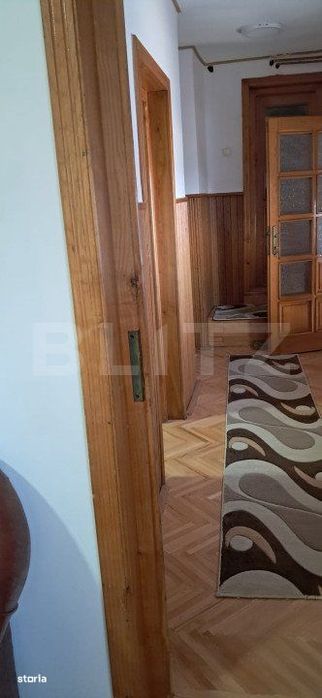 Casa de vanzare, cu 6 camere, 200 mp, zona centrala-Dej