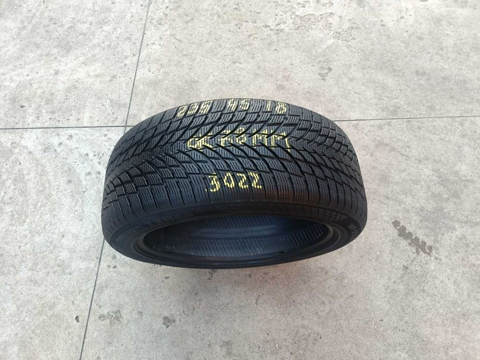 O anvelopa iarna 235 45 18 Nokian WR Snowproof P 7,8 mm 3022