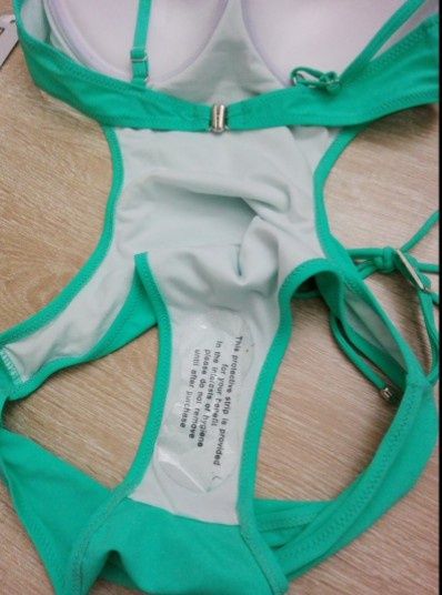 Costum baie întreg