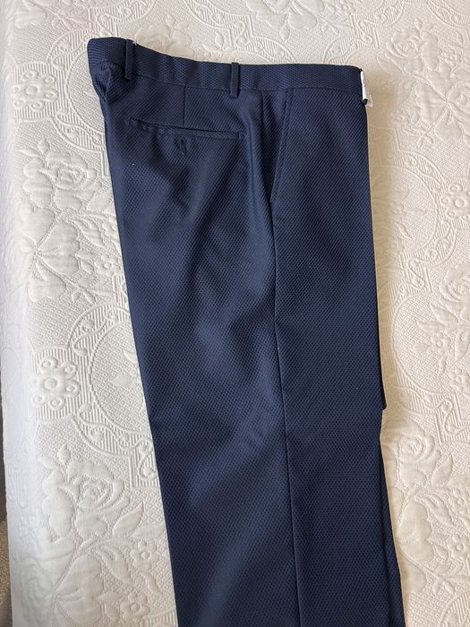 Мъжки костюм официален