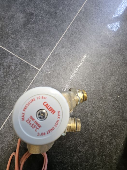 Grup/vana amestec și pompare Caleffi pt încălzire în pardoseală