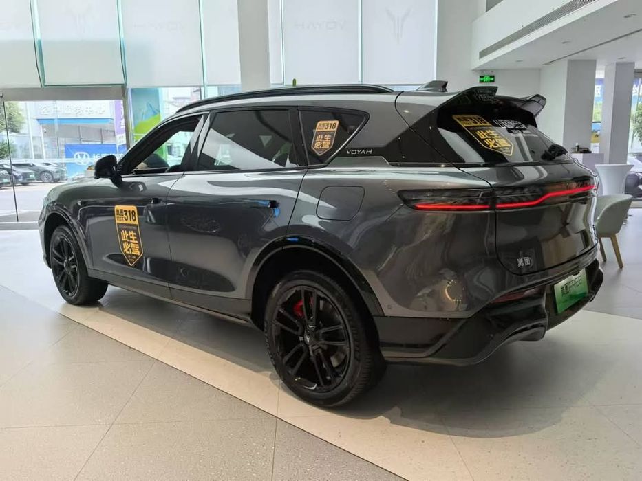 Voyah Free HYBRID 4WD 200km/318 km От 35,500 40,000 $ наличии в Ташкен