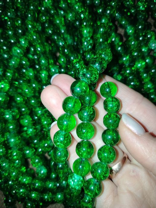 Стеклянные бусы с эффектом кракле