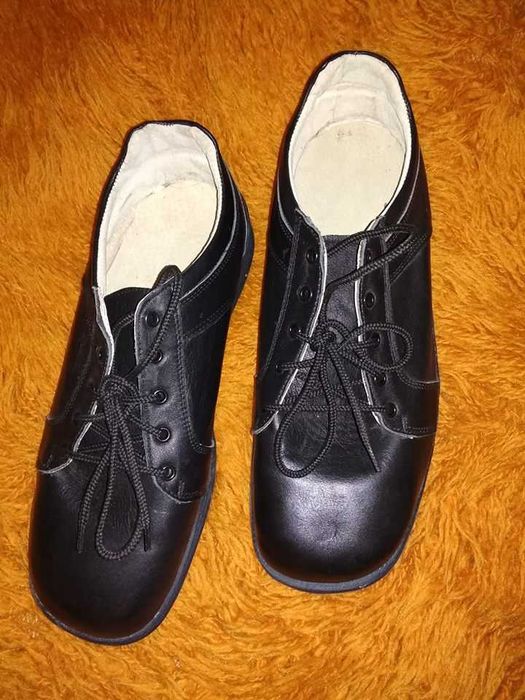 Мъжки обувки от естествена кожа